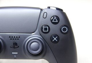 Sony patents PlayStation controller with buttons that can get harder or trap your fingers