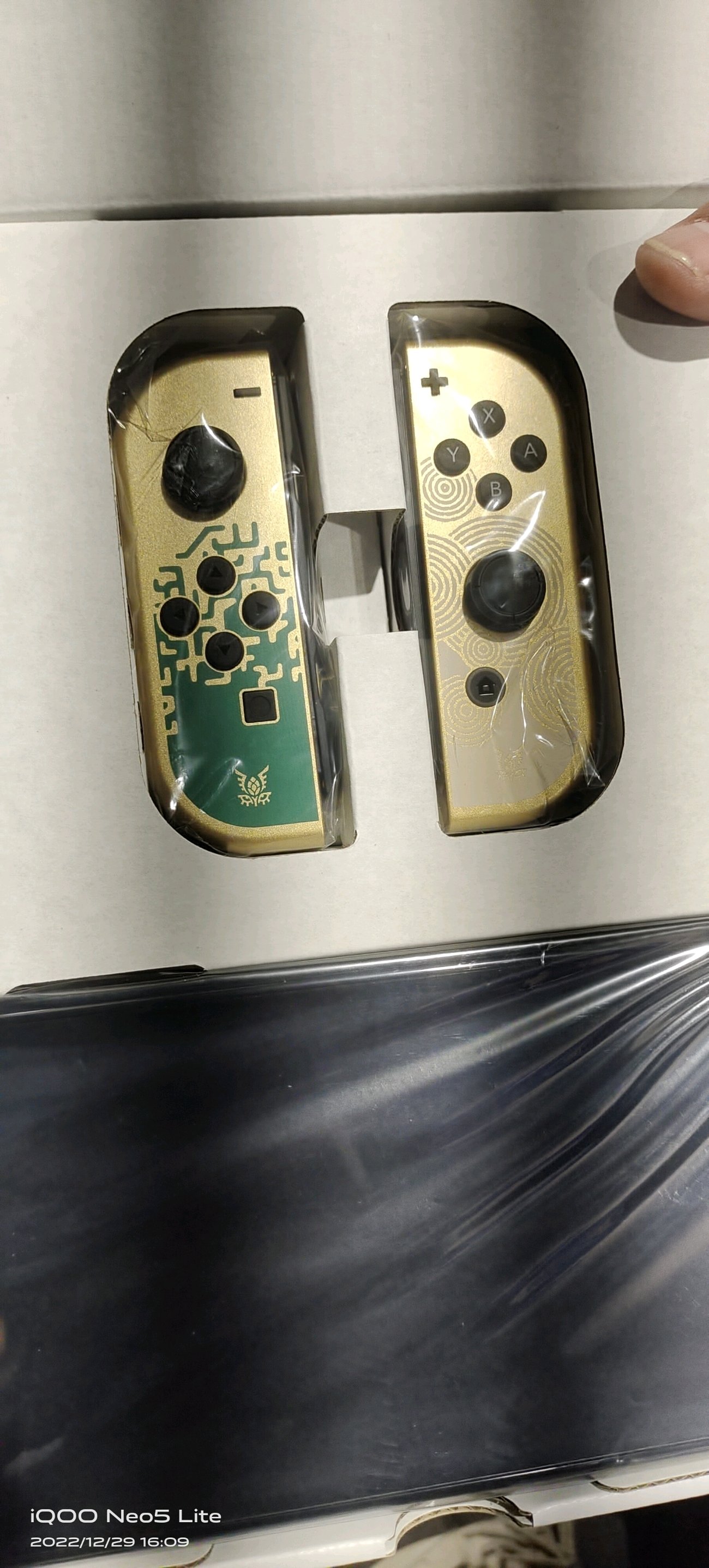 Nintendo Switch Oled, avvistata l'edizione a tema Zelda: Tears of