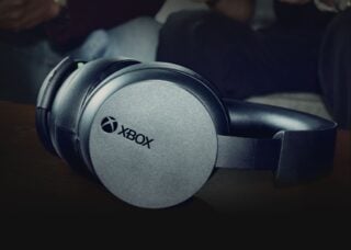 Microsoft has launched a new Xbox wireless headset